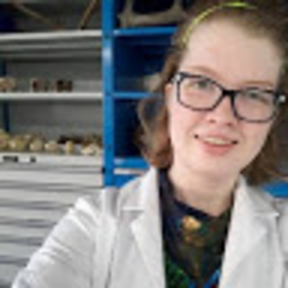 Meet your Posher, Maddalyn
